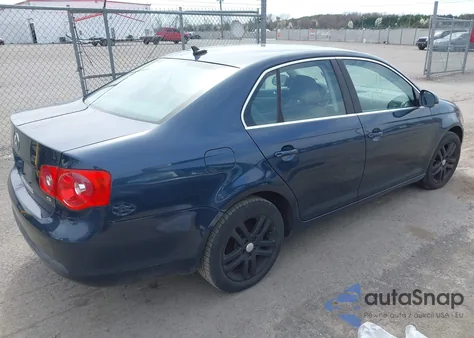 2007 Volkswagen Jetta 2.5 из США, поврежденный, VIN 3VWSG71K27M044793
